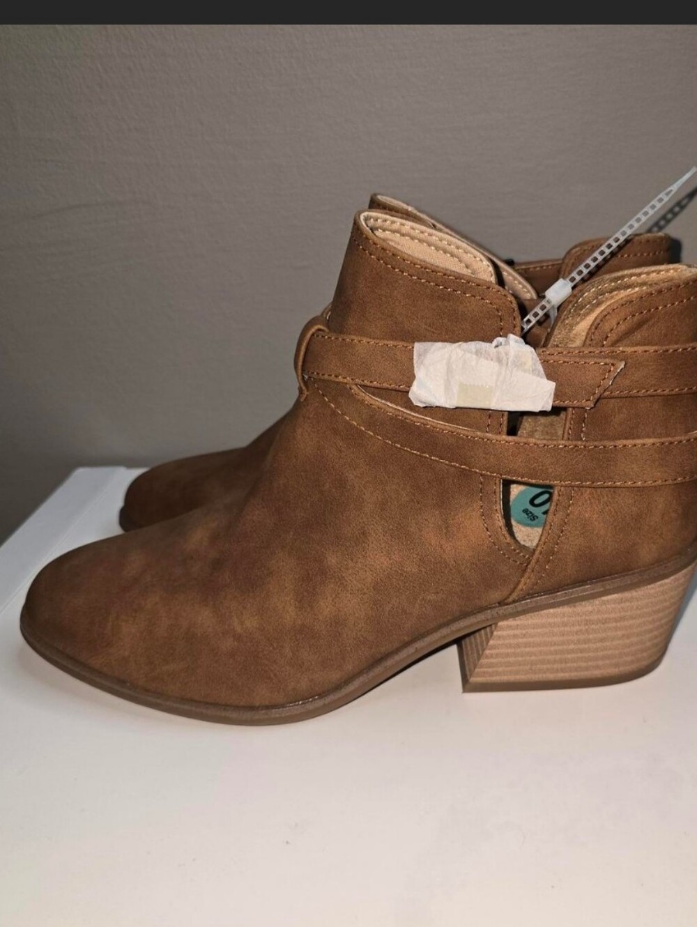 Dr. Scholl's Tan Lace-Up Kids Ankle Boots